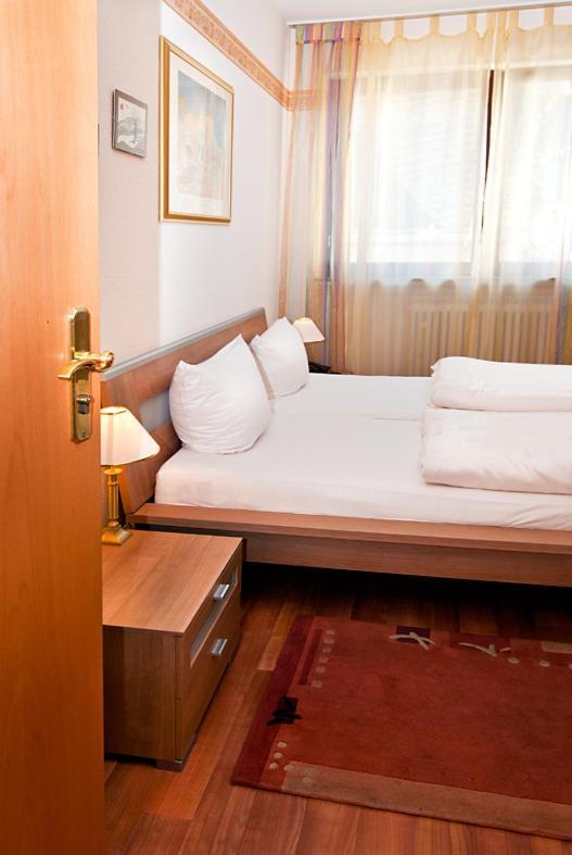 Hotel Kugel Трир Стая снимка